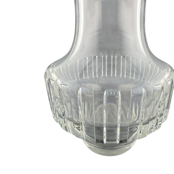 Vintage Baccarat Mid-Century Modern Crystal Vase with Weighted Fluted Base - Picture 2 of 7